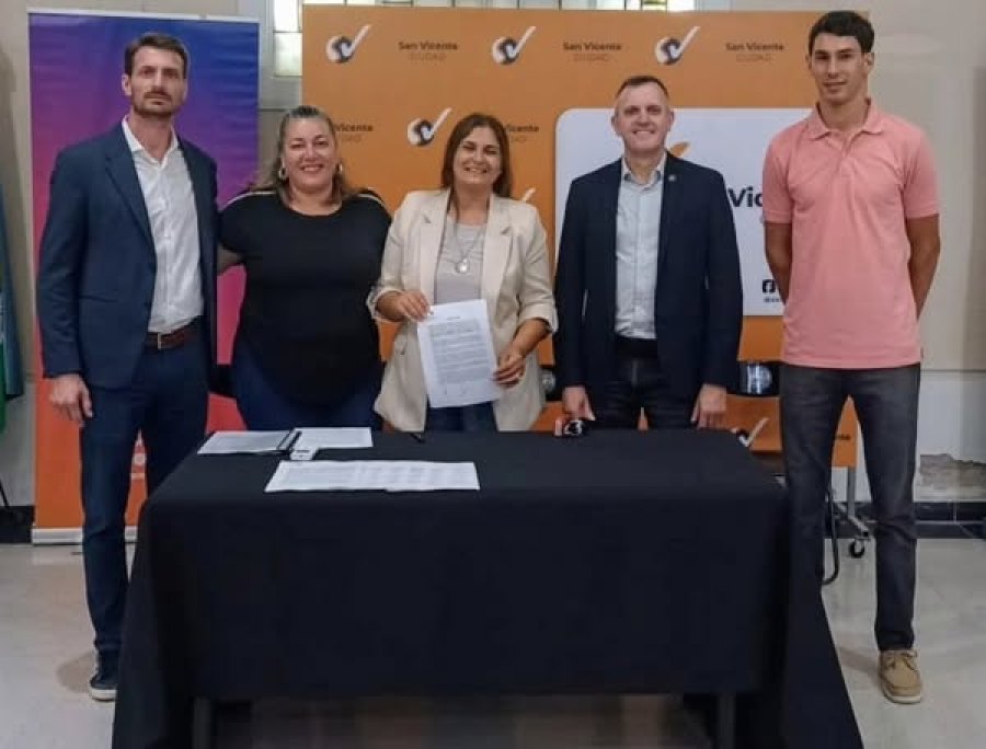 El convenio fue suscripto durante un acto en San Vicente.