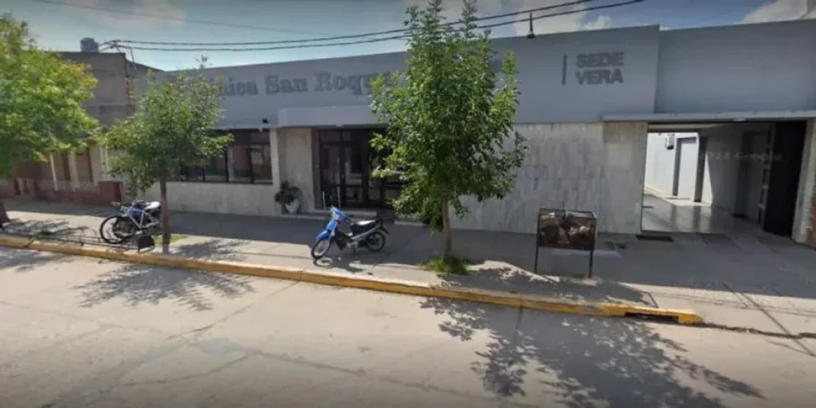 En el allanamiento incautaron una placenta, un trozo de cordón umbilical ensangrentado, tres cuchillos, ropa húmeda y un celular.