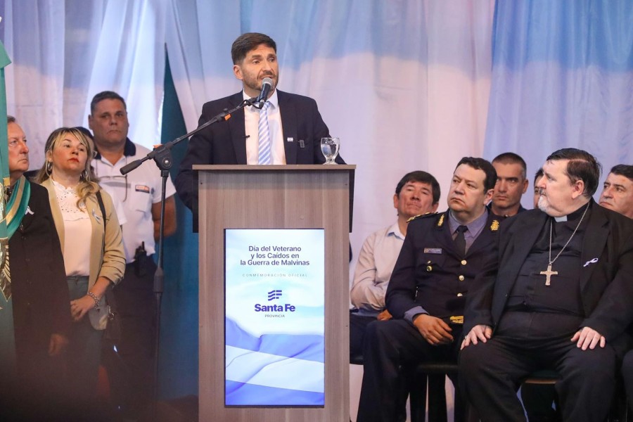 Pullaro encabezó este miércoles en Reconquista el acto en conmemoración del Día del Veterano y los Caídos en la Guerra de Malvinas.