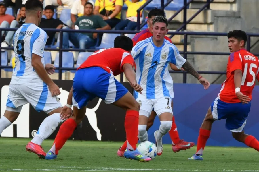 LA SUB 17 DE ARGENTINA SE MIDE CON SUS PARES DE PERÚ