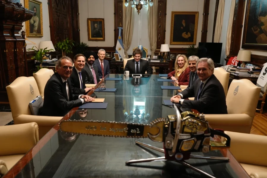 Milei encabezó la reunión con el presidente del BM.