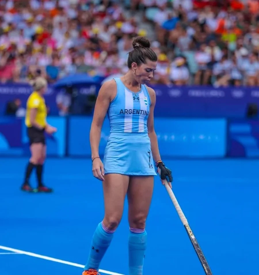 La jugadora apuntó contra el técnico de Las Leonas, Ferando Ferrara.