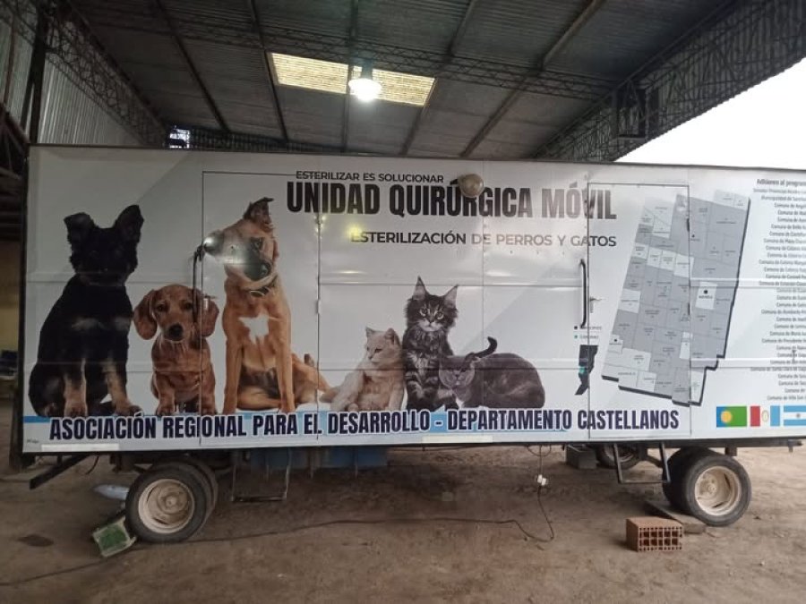 El quirófano móvil que prestó servicios en la localidad.