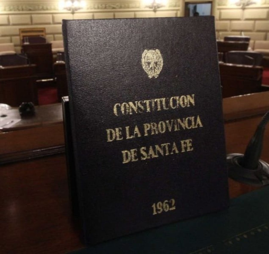 CAMBIO. La Constitución de 1962 pasará a archivo y dejará lugar a la nueva, que surgirá en 2025 o 2026.