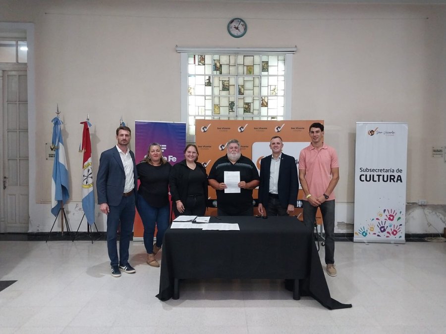 Un momento de la ceremonia en la que se suscribió el acuerdo.