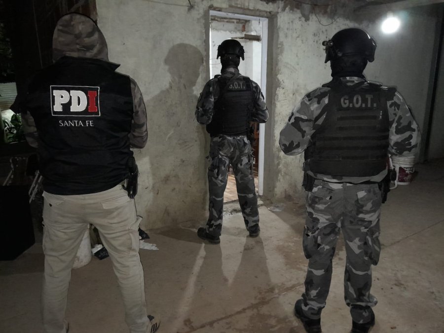 Los procedimientos se realizaron en cinco domicilios de Esperanza.