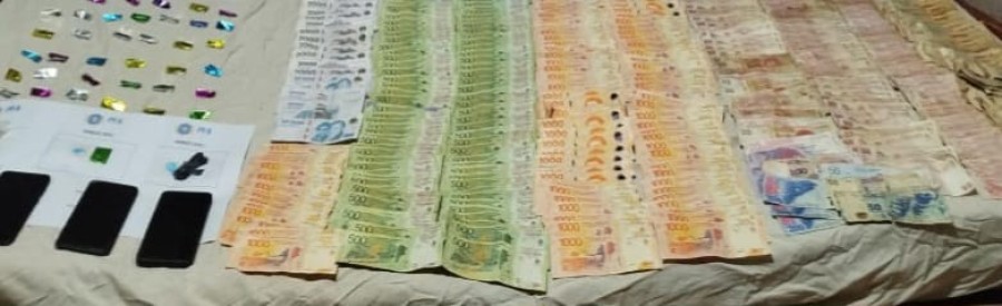 Fue secuestrada marihuana, cocaína, celulares y dinero en efectivo.