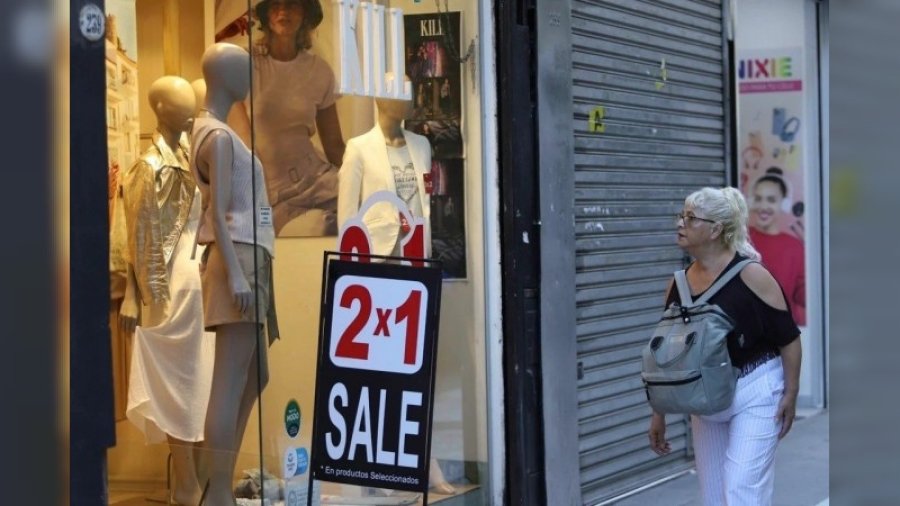 CASI NO SE MOVIERON. Las ventas minoristas aumentaron en marzo, pero siguen sin recuperar lo perdido hace un año.