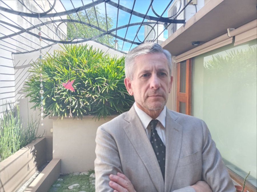 El constitucionalista rafaelino, Enrique Marchiaro, es candidato a convencional constituyente por la lista Pa&iacute;s, que encabeza Roberto Sukerman.