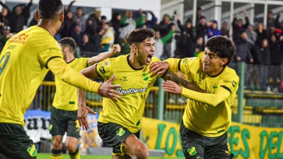 Defensa y Justicia llega golpeado al duelo copero luego de una dura derrota por 4-1 frente a Argentinos