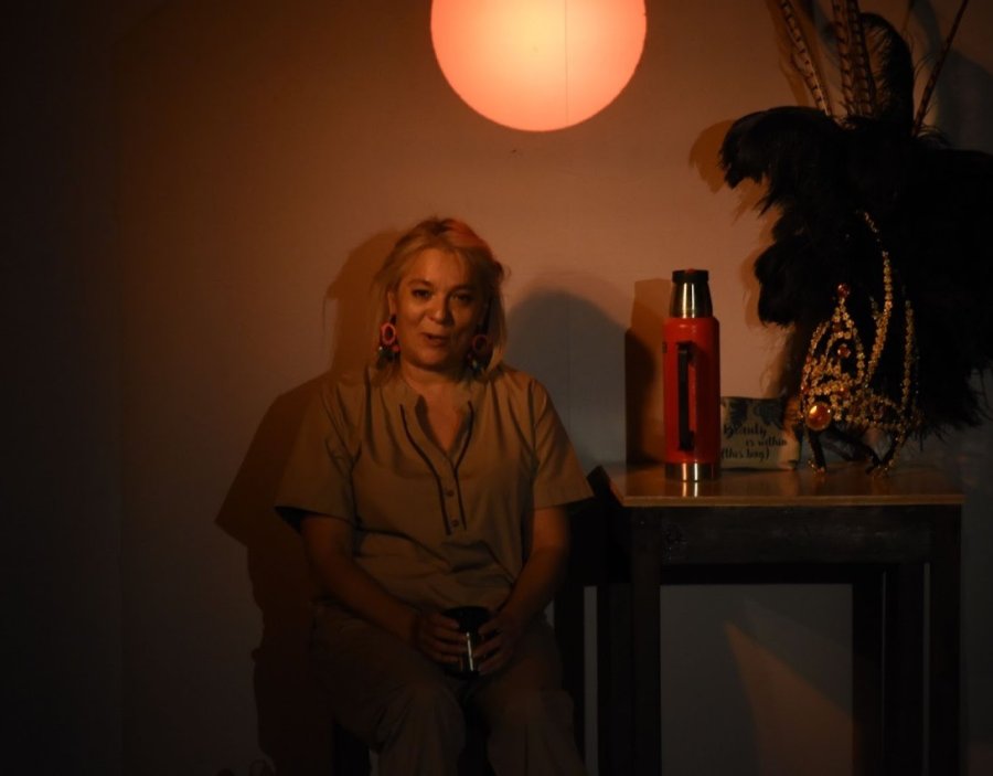 UNIPERSONALES. Tres obras que proponen una inmersión poética y política.