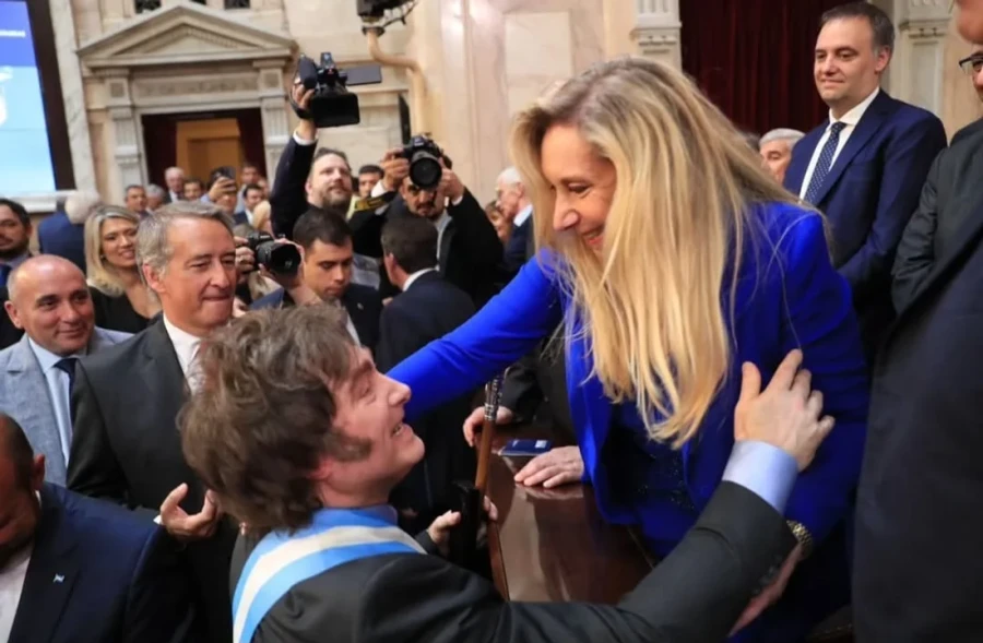 Javier y Karina Milei.