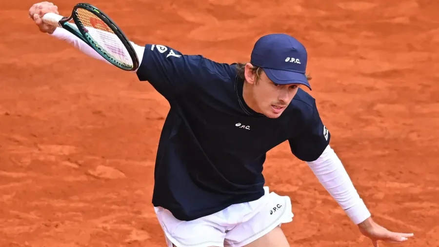 El australiano Alex de Miñaur avanzó a las semifinales del ATP Montecarlo