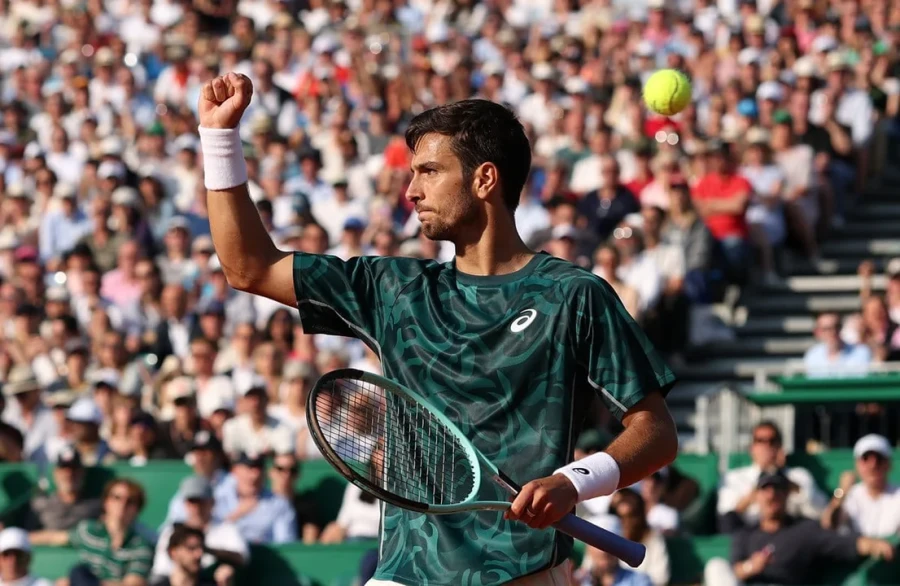 EL TAPADO. Lorenzo Musetti se metió en la final.