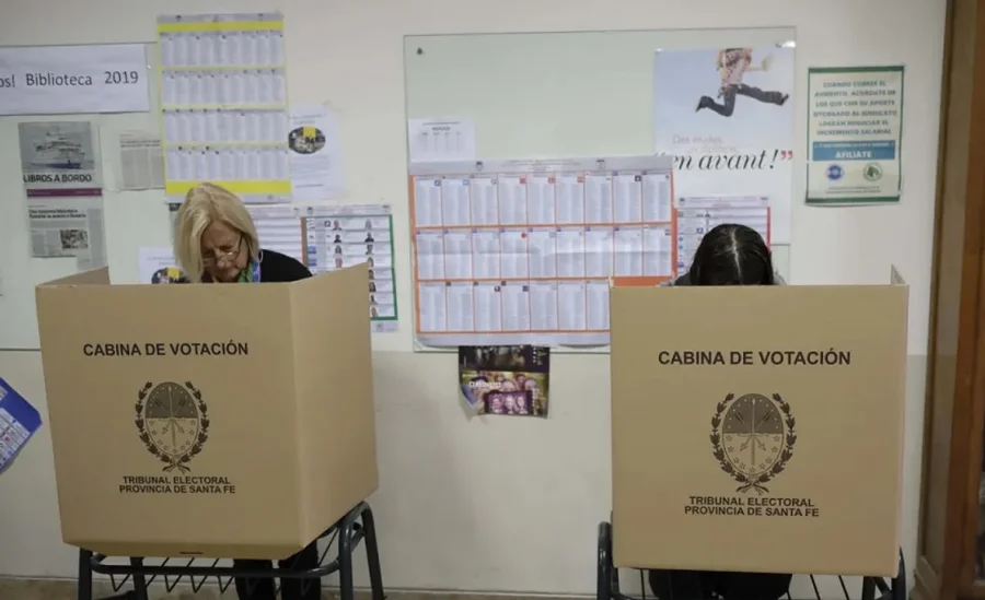 Los santafesinos votarán este domingo para elegir convencionales y constituyentes.