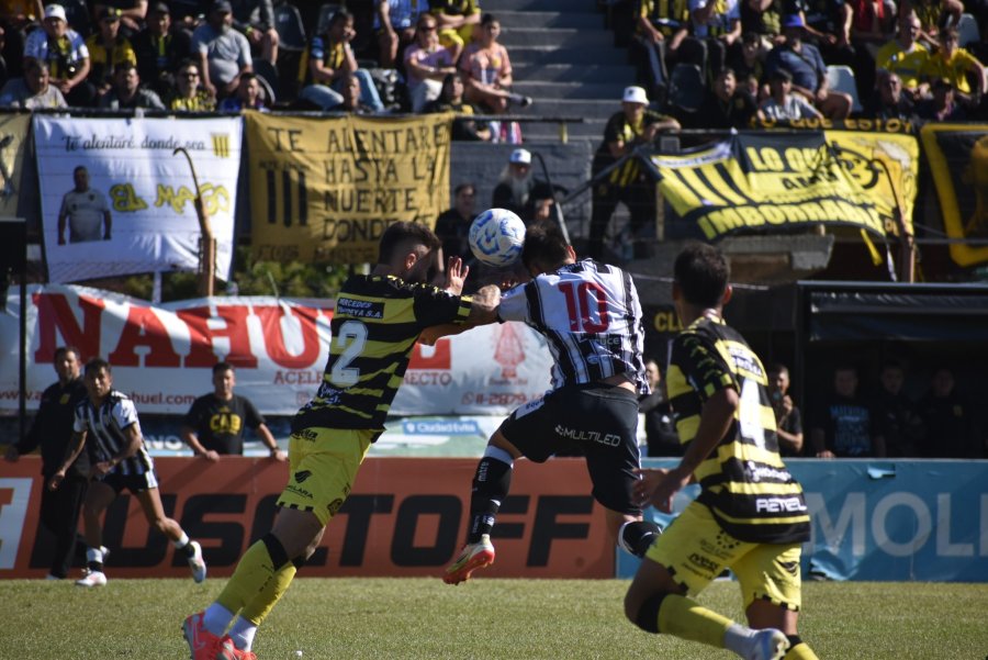 SIGUE INVICTO. El equipo mendocino lidera la Zona B.