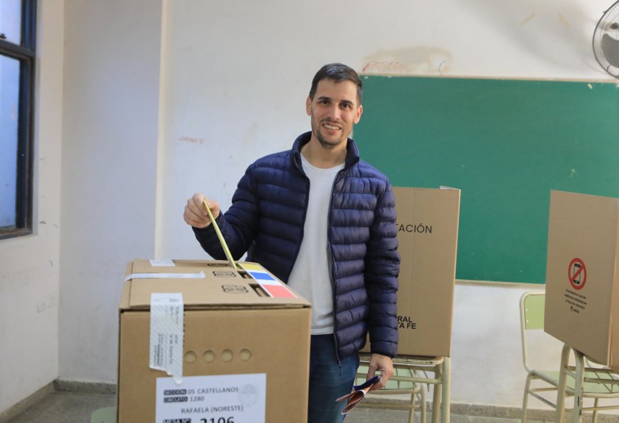 LEONARDO VIOTTI. El intendente rafaelino valor&oacute; el clima electoral que se desarroll&oacute; con tranquilidad y apoy&oacute; la elecci&oacute;n de Juan Scavino.