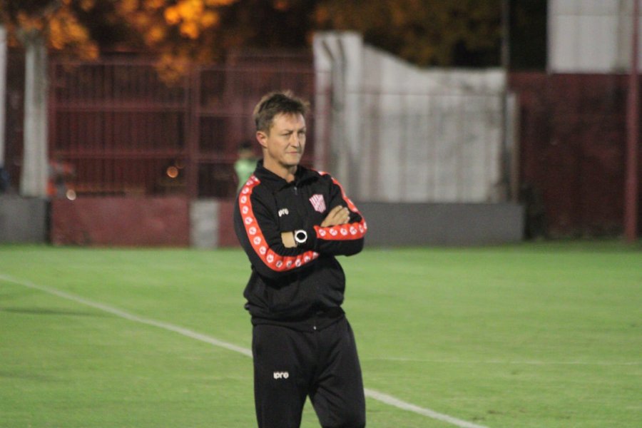 DOLIDO. "No merecíamos perder", afirmó el DT.