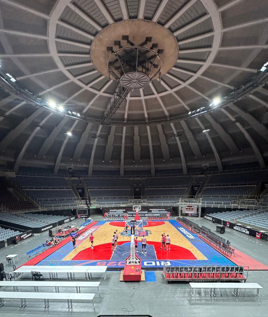 IMPONENTE. El estadio Maracanazinho, sede de la definici&oacute;n.