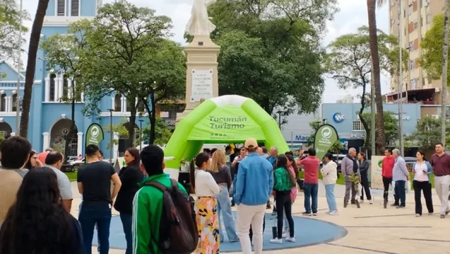Turistas en Tucumán.