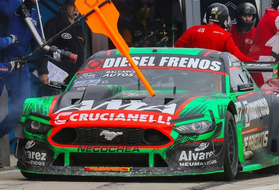 De Benedictis tuvo una notable estrategia en su parada en boxes.