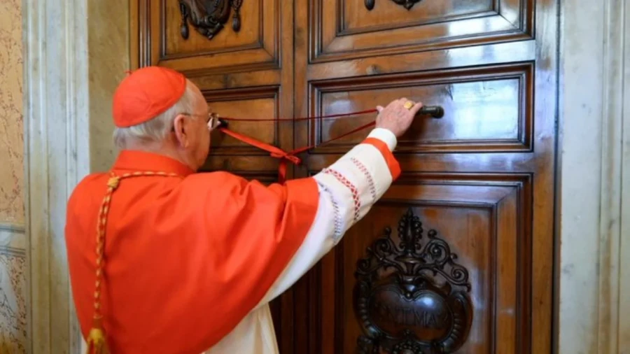 El Vaticano selló este lunes los apartamentos del papa Francisco.