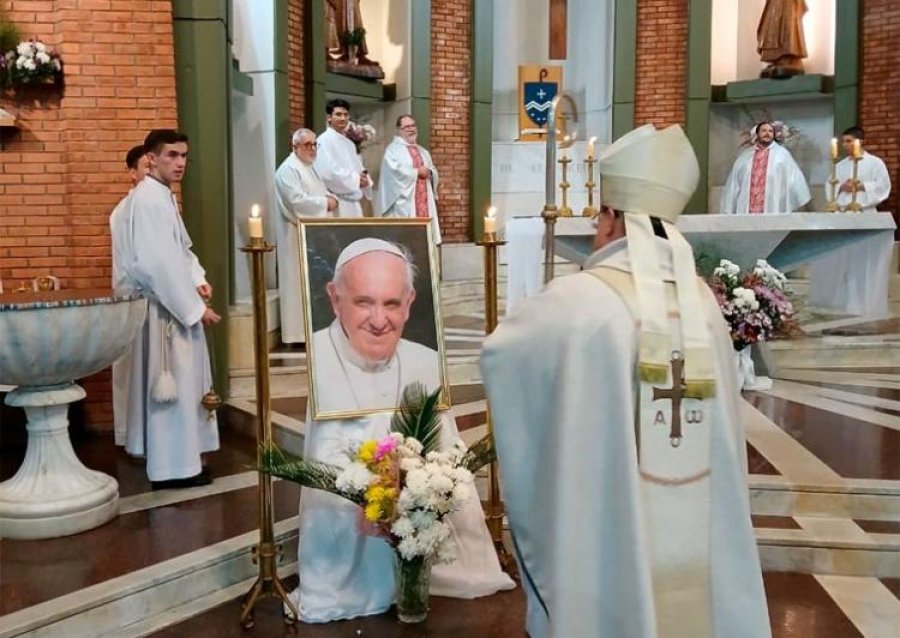 La Iglesia argentina despidió al Santo Padre.