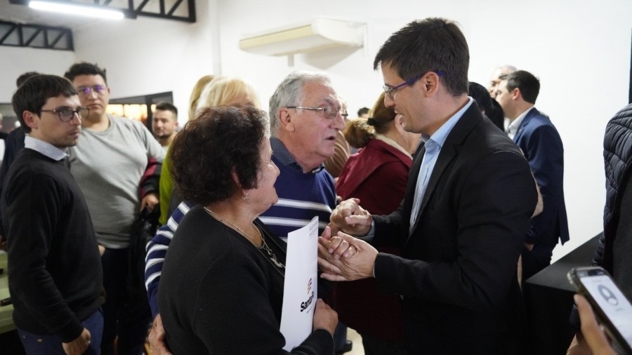 17 familias rafaelinas acceden al t&iacute;tulo de propiedad de sus viviendas.