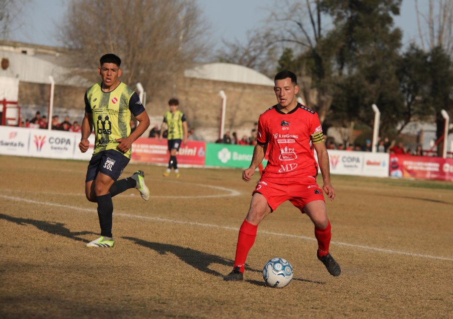 REPITE. Ferro (foto de un partido ante Susanense) tratará de repetir la gran campaña de 2024, donde fue semifinalista.