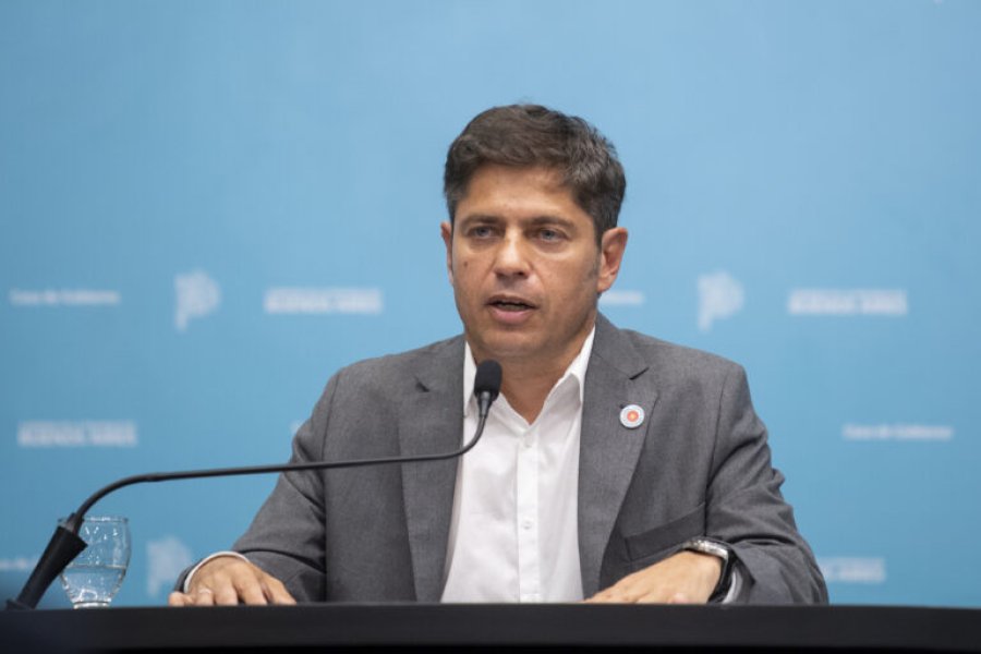 RECORTE EN LA OBRA PUBLICA. Axel Kicillof denunció a Javier Milei.