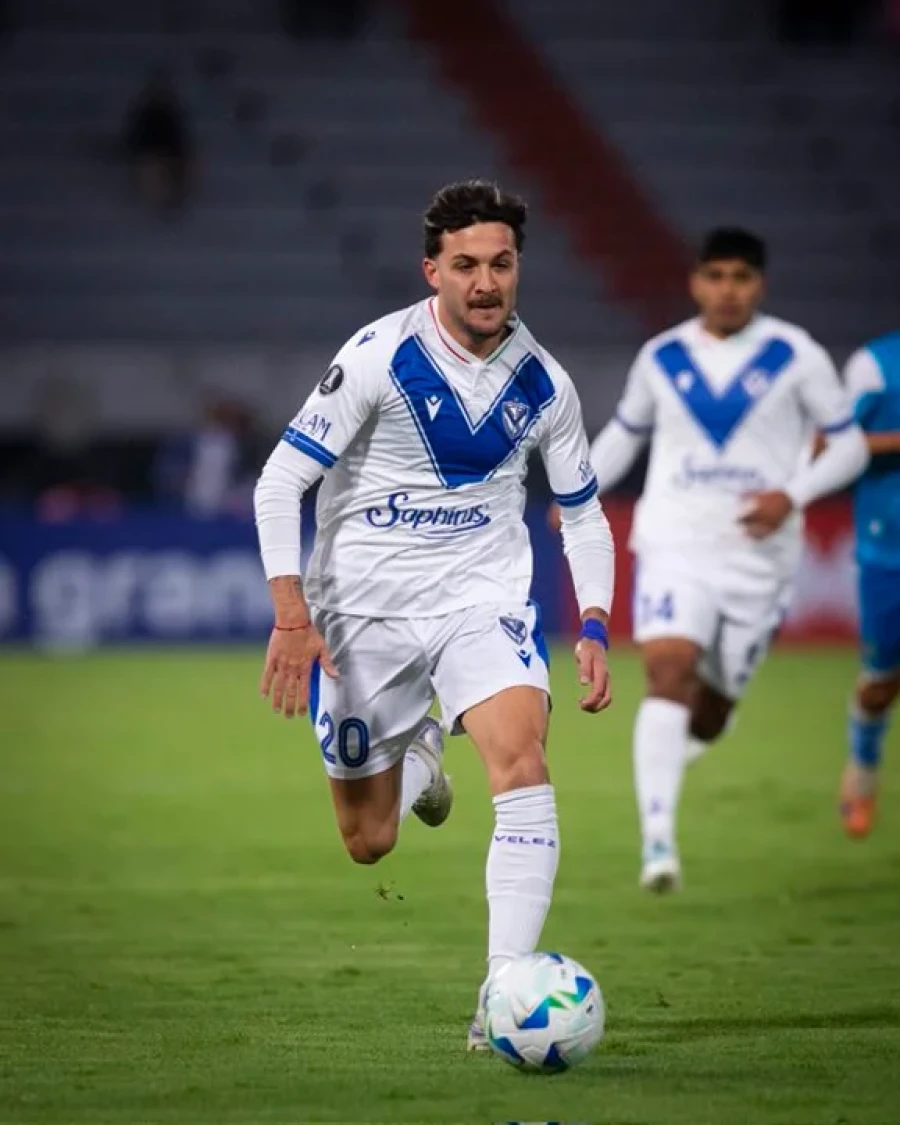 PIZZINI. Uno de los hombres de ofensiva velezanos.