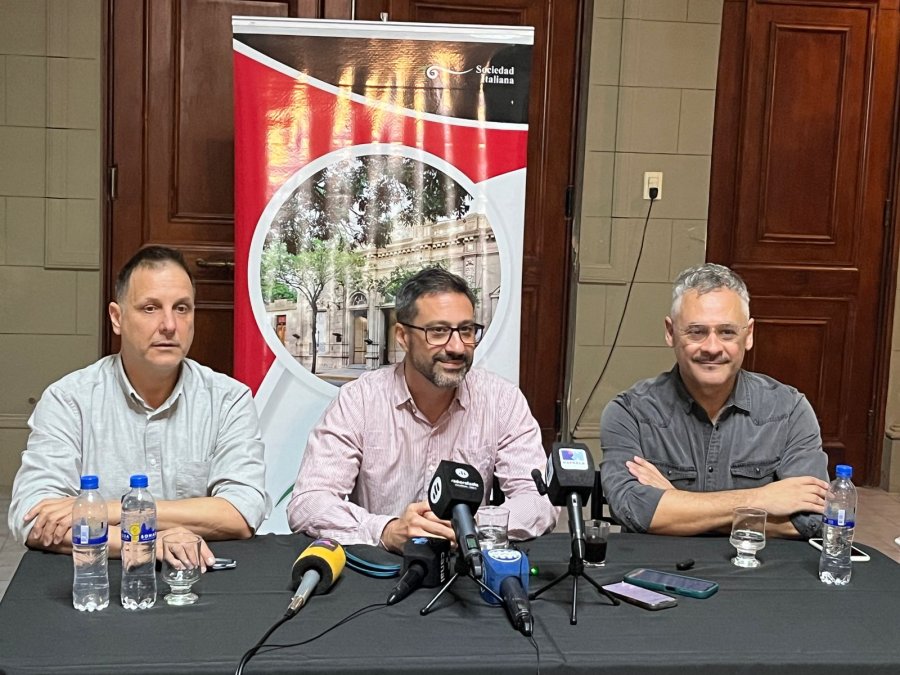 CONFERENCIA DE PRENSA. Manlio Martinoli, Guillermo Signorini y Marcelo Allasino.