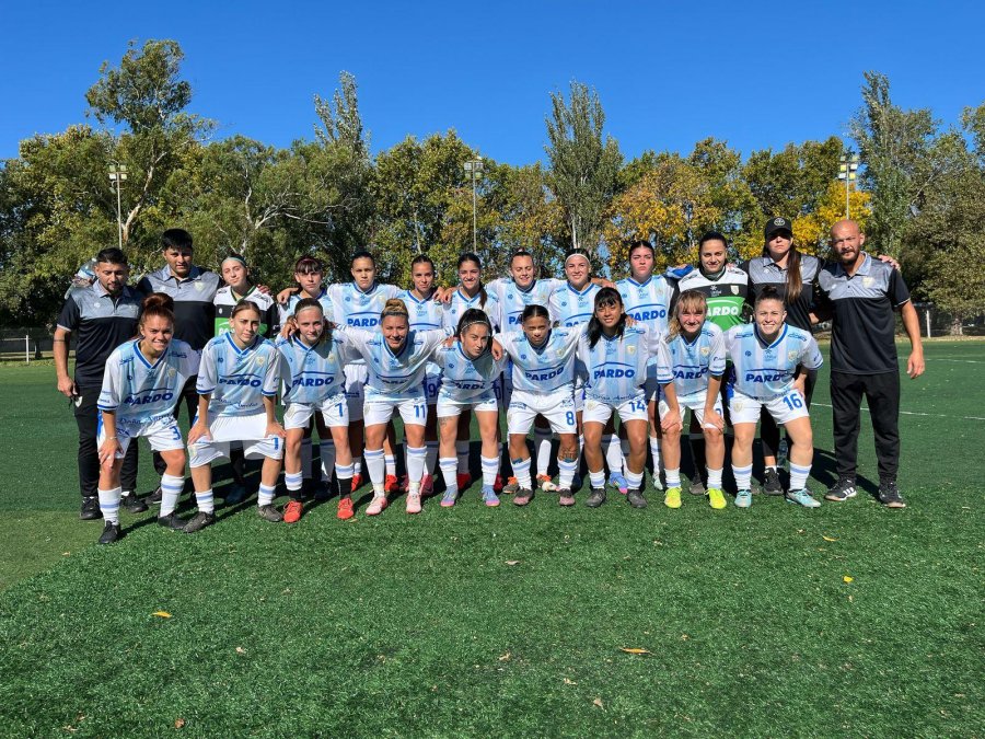 LAS CHICAS DE LA CREMA IGUALARON CON MORÓN EN SU DEBUT