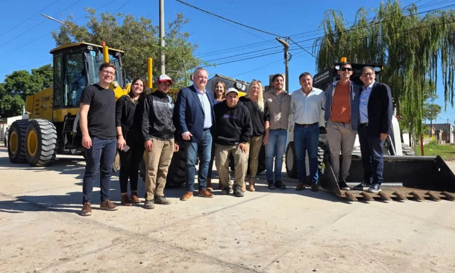 La comitiva que concretó el recorrido.