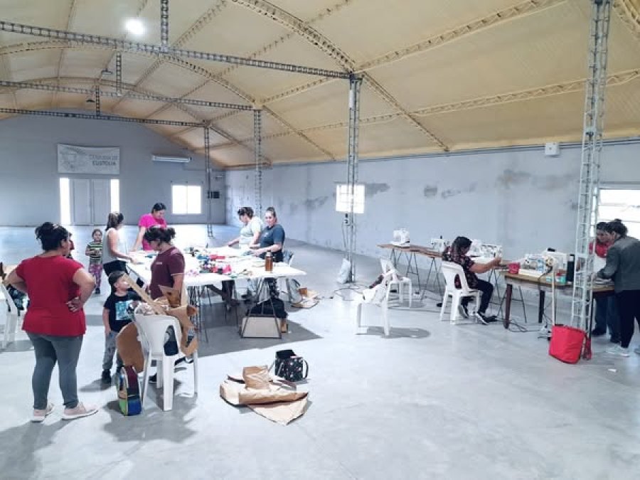 Uno de los talleres en plena actividad.