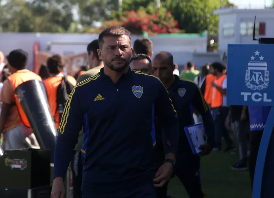 Mariano Herrón tendrá su cuarto ciclo en el banco de suplentes de Boca.