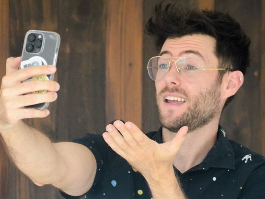 El artista cordobés se presenta en la ciudad.