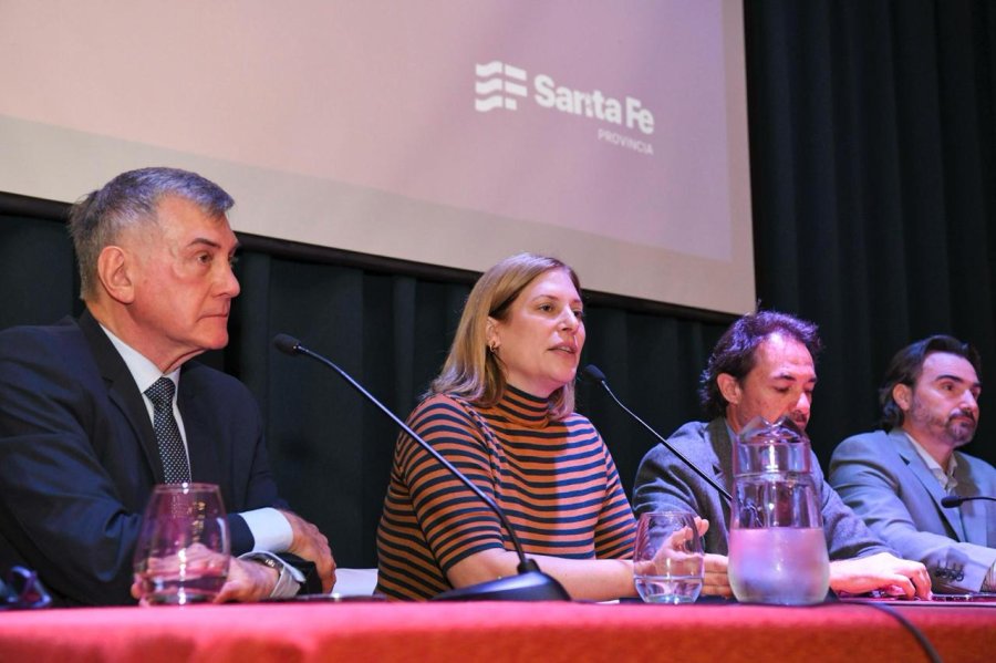 JORNADA DE REFLEXION. La vicegobernadora de la provincia, Gisela Scaglia, encabezó el acto de apertura del evento.