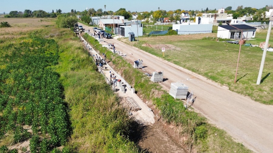 En 16 meses, la gestión de Pullaro lleva proyectadas más de 1.600 obras.