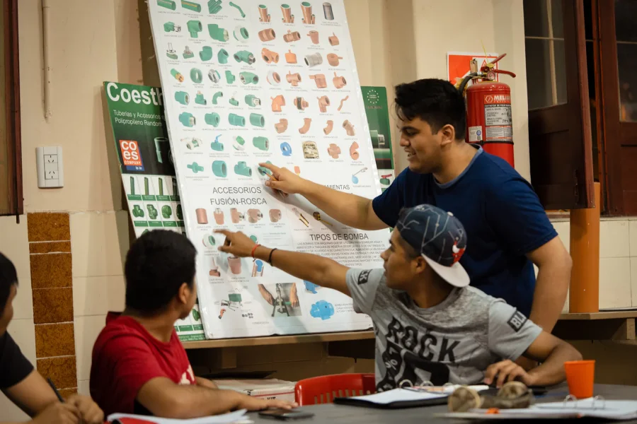 Se propicia la capacitación con salida laboral.