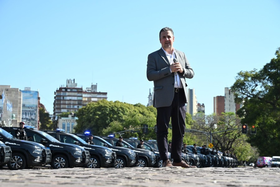La primera tanda de unidades se presentó en Rosario y están destinadas a todo el departamento.