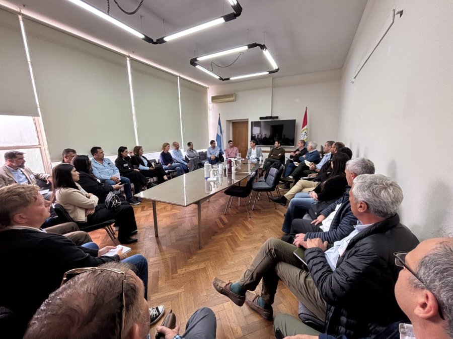 ENCUENTRO. El Ministerio de Desarrollo Productivo de Santa Fe avanz&oacute; en una agenda conjunta con empresarios del sector para potenciar la competitividad de las firmas santafesinas.