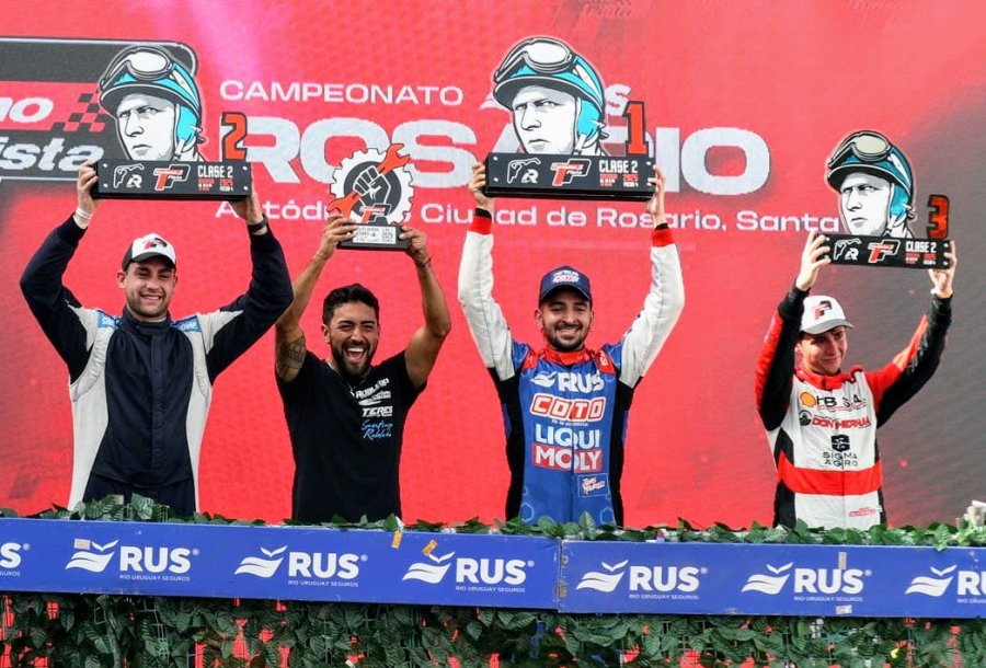 Mainero, Maurelli y Buchholz en el podio de la Clase 2.