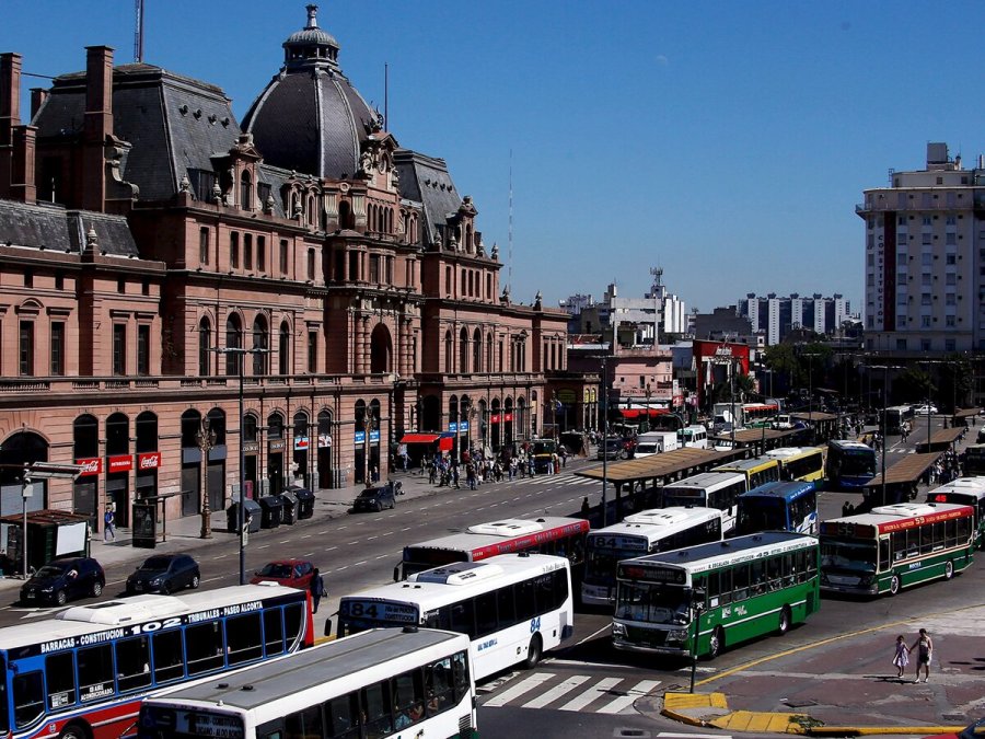 HUELGA DE TRANSPORTISTAS. La UTA rechazó todas las propuestas de los empresarios y se cayó la negociación.