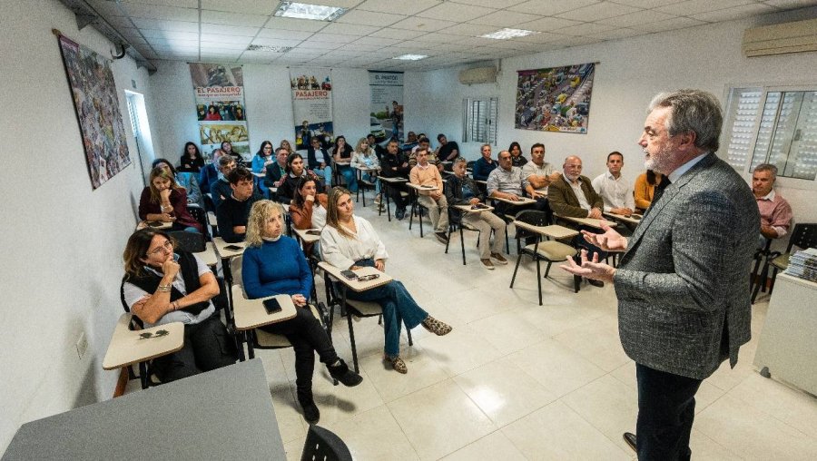 Horacio Botta Bernaus conduciendo la jornada.