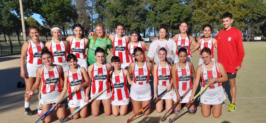 PUNTERAS. Las Leonas julienses lideran luego de cinco jornadas.