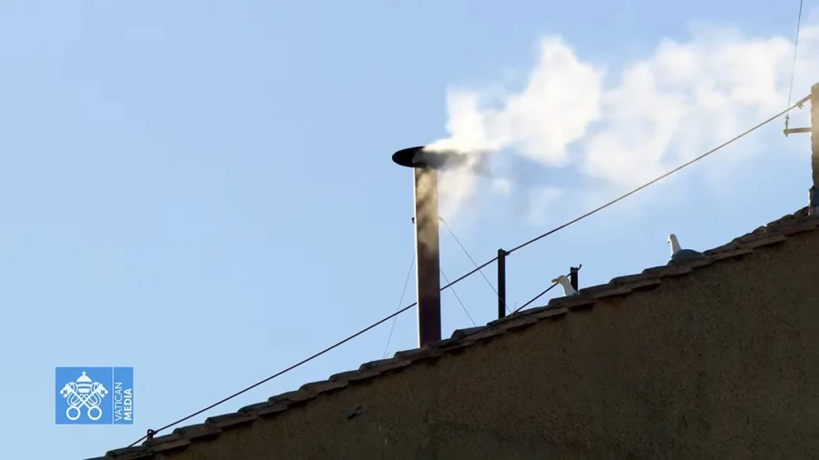Los cardenales llegaron a un acuerdo y anunciarán en instantes al nuevo Papa.