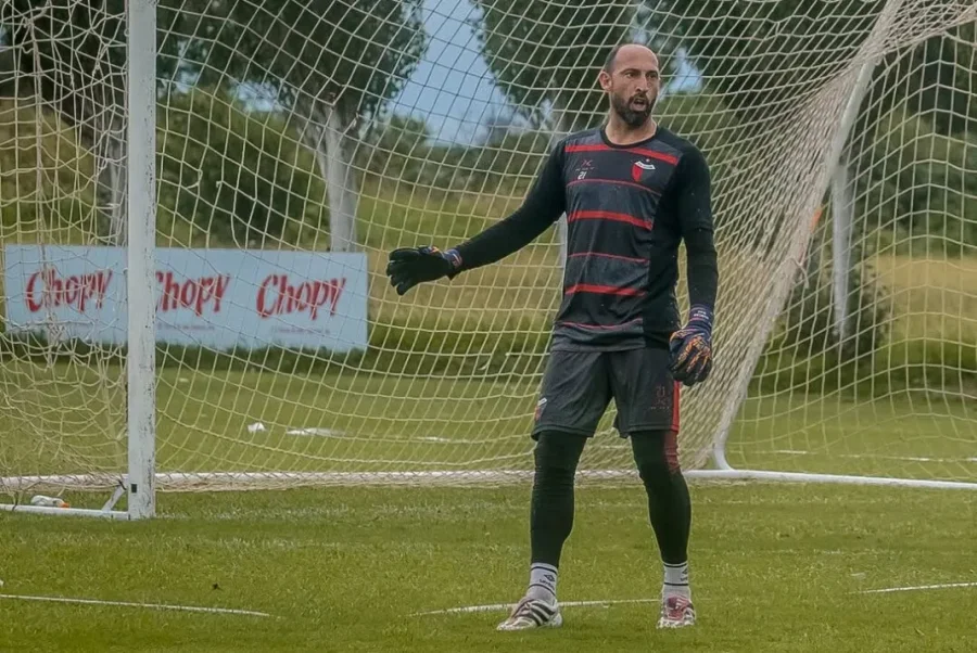 Marcos Díaz regresará al arco del Sabalero en lugar de Tomás Giménez