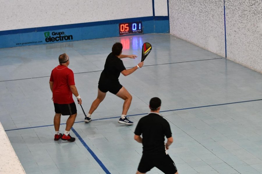 La 26ª edición del Torneo Amistad "Romeo Kerz" de Atlético de Rafaela fue un éxito.