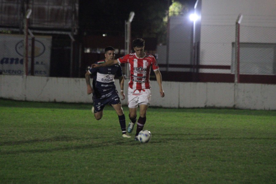 OTRA VEZ A LOS NOGALES. 9 de Julio perdió el lunes con Quilmes y el jueves visita a Ferro.